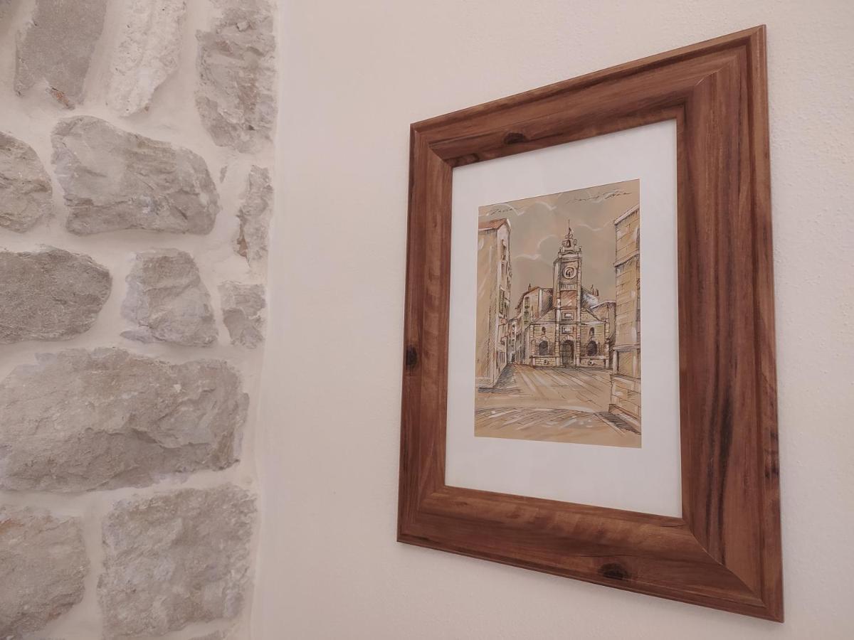 Apartment Antique Zadar - City Center Екстер'єр фото